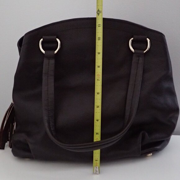 Danier Genuine Leather Handbag-with Shoulder Strap incl. - Picture 4 of 11